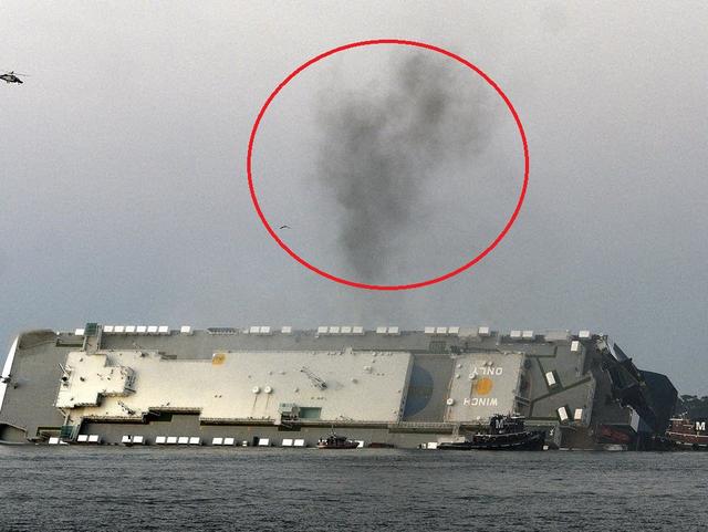 韓國貨輪傾覆起火 據稱非天氣原因造成傾覆疑似內部起火引起穩定失衡